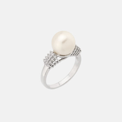 Astonishing Fresh Water Pearl Ring
