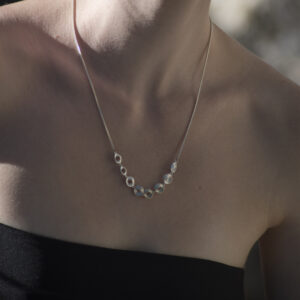 sfoojewelry_contrustcollective_illusioncollection_small 8 circle necklace_silver