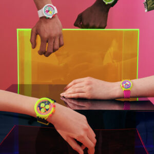 sc01_23_Neon_lifestyle_combo_4