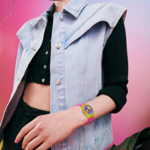 sc01_23_Neon_lifestyle_so28j700_1