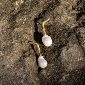 gilt-pearl-earrings-gold-plated-ar-m-anna-rosa-moschouti-52424547565912_720x